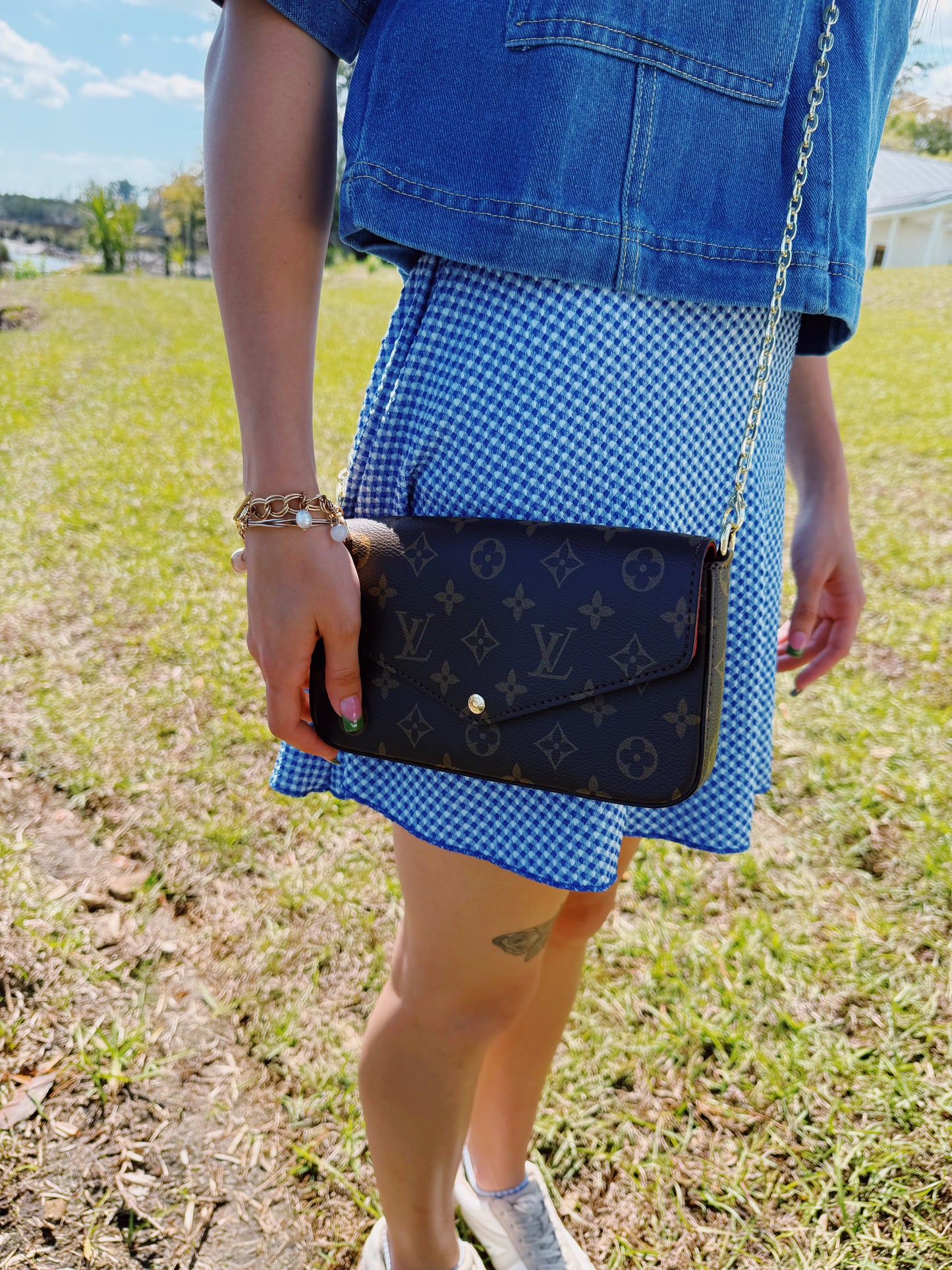 PreOrder- Lila Crossbody